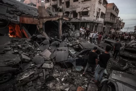Significant destruction due to Israeli bombing on Jabalia