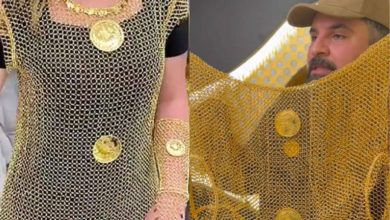 A Kuwaiti jeweler presented a dress made of pure gold on the occasion of Valentine's Day, which falls tomorrow, February 14th, at his shop located in Mubarakiya Market in the capital of Kuwait, sparking widespread debate on social media. The jeweler, known as "Abu Yousef," shared a video on his official Instagram account, captured by a local news outlet, showcasing this unique dress, describing it as the latest fashion trend in Kuwait. A Dress Made of Gold at a Fantastic Price