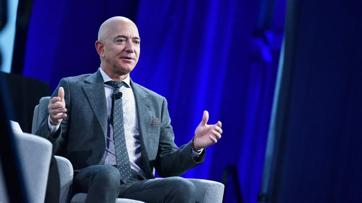 3 steps from Jeff Bezos to build his staggering wealth