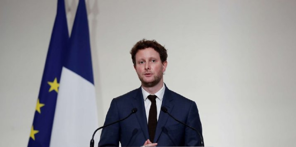 French Foreign Minister Calls for "Good Relations" with Algeria