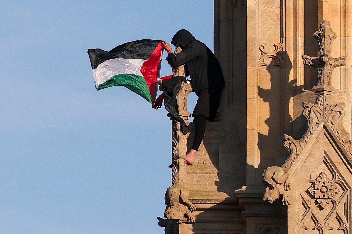 Climbing Big Ben for Palestine