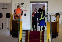 A video of French President Emmanuel Macron and his wife Brigitte Macron upon arriving in Vietnam for a Southeast Asia tour has gone viral, generating widespread commentary across social media platforms.