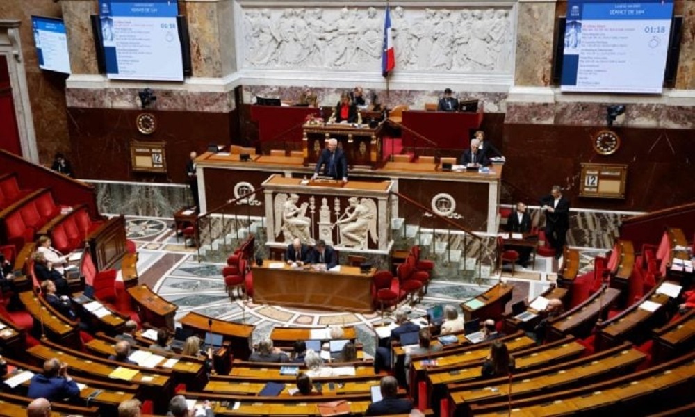 Members of the French National Assembly have approved a landmark provision establishing the "right to assisted dying