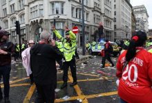 Police in Liverpool announced on Monday evening that a car struck a number of pedestrians in the northern English city during celebrations of Liverpool FC’s Premier League title victory.