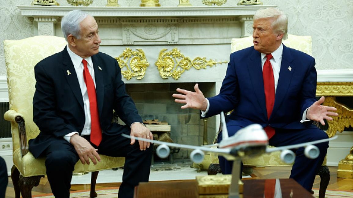 In a dramatic scene reminiscent of a Hollywood movie, Israeli Prime Minister Benjamin Netanyahu appeared early Sunday morning to express his full support for the U.S. strike on Iranian nuclear sites, publicly thanking U.S. President Donald Trump, saying he “bombed first… and made peace later.”
