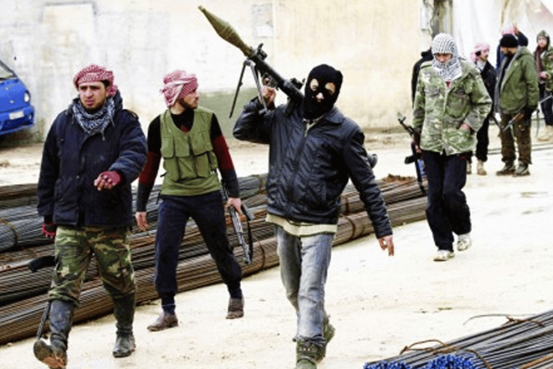 الجيش الحر يقصف موقعين لحزب الله في سوريا ولبنان watanserb.com