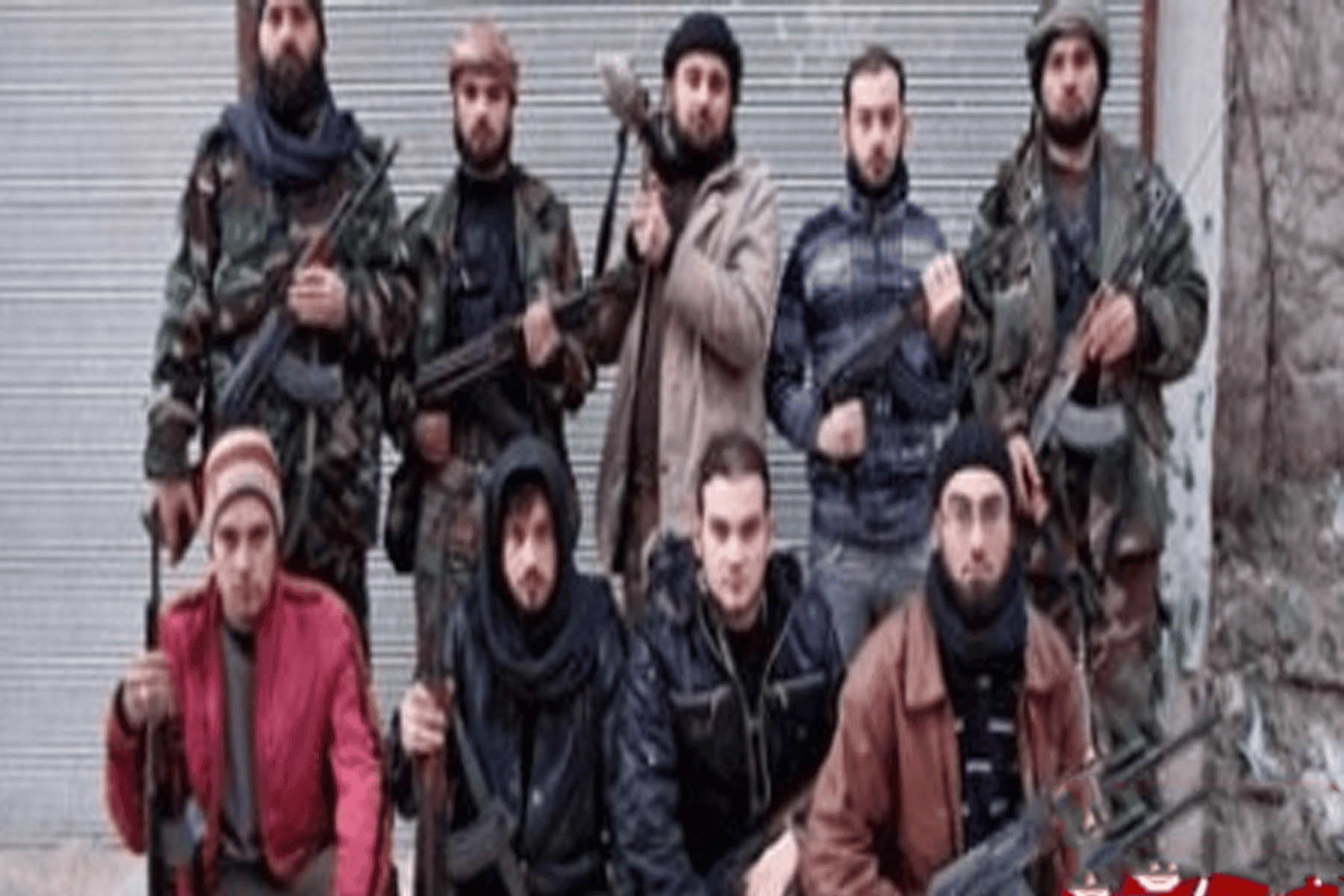 أشقاء يقاتلون بجانب المعارضة watanserb.com