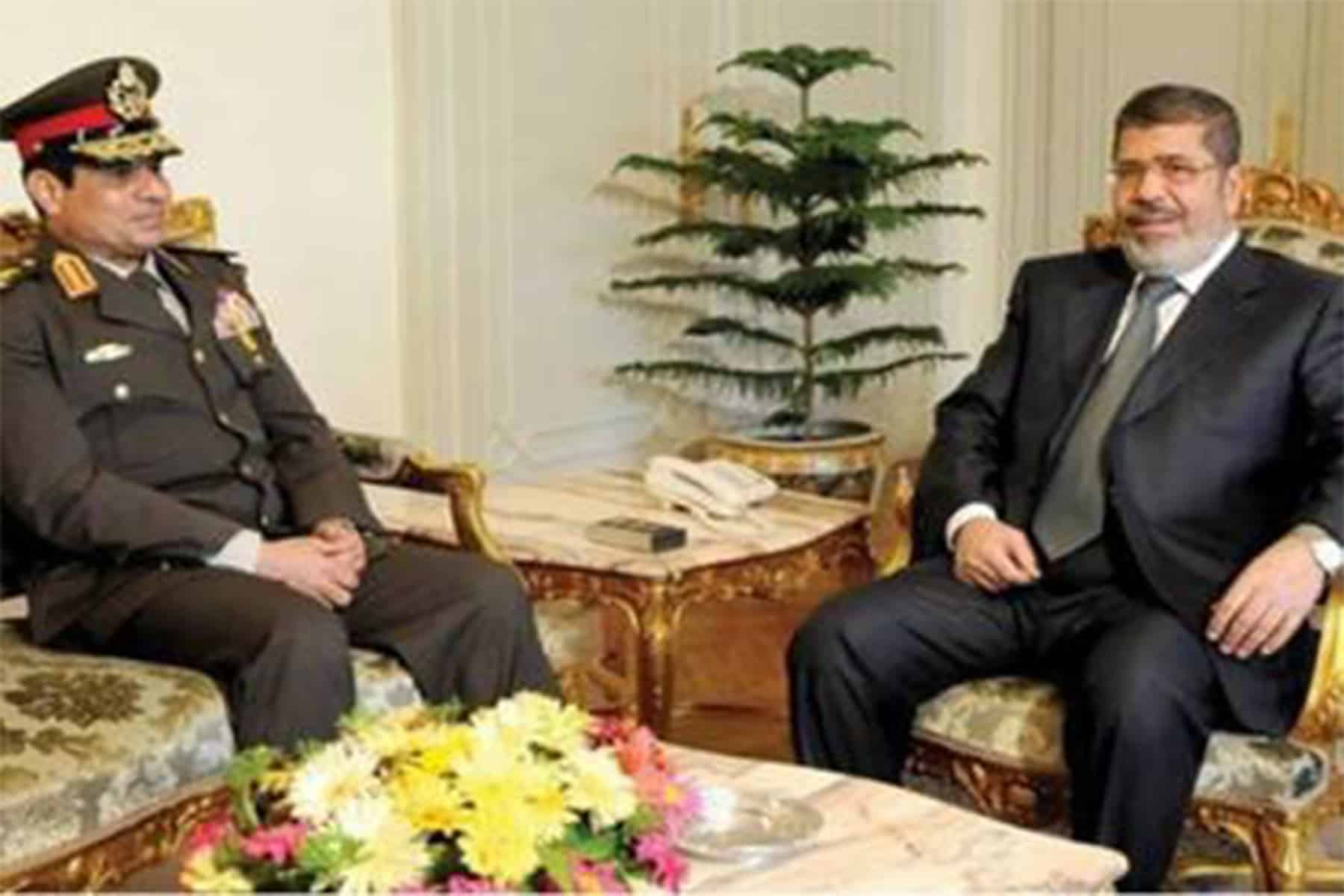 الكاتب ديفيد هيرست watanserb.com