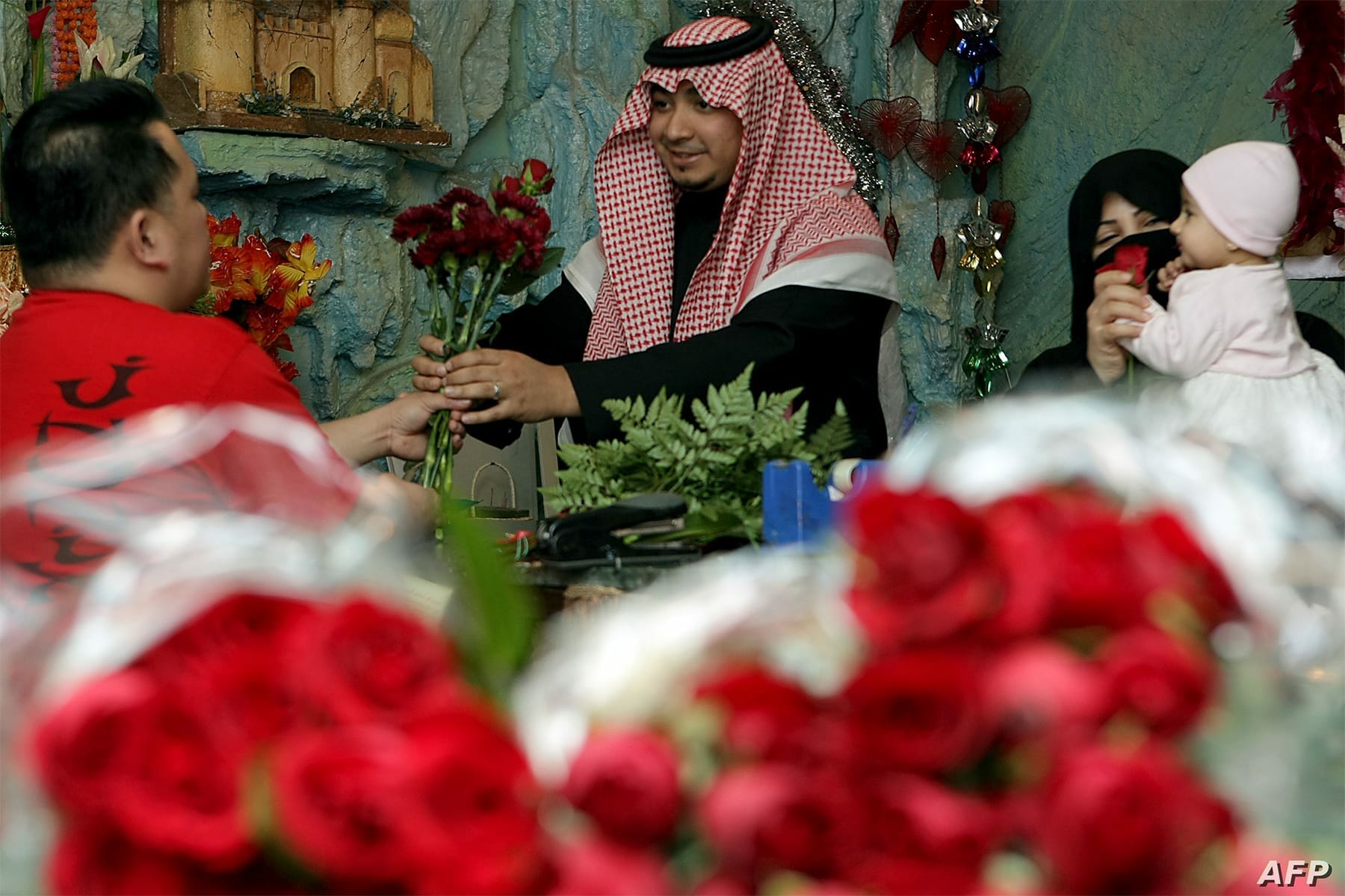 احتفال عيد الحب في السعودية watanserb.com