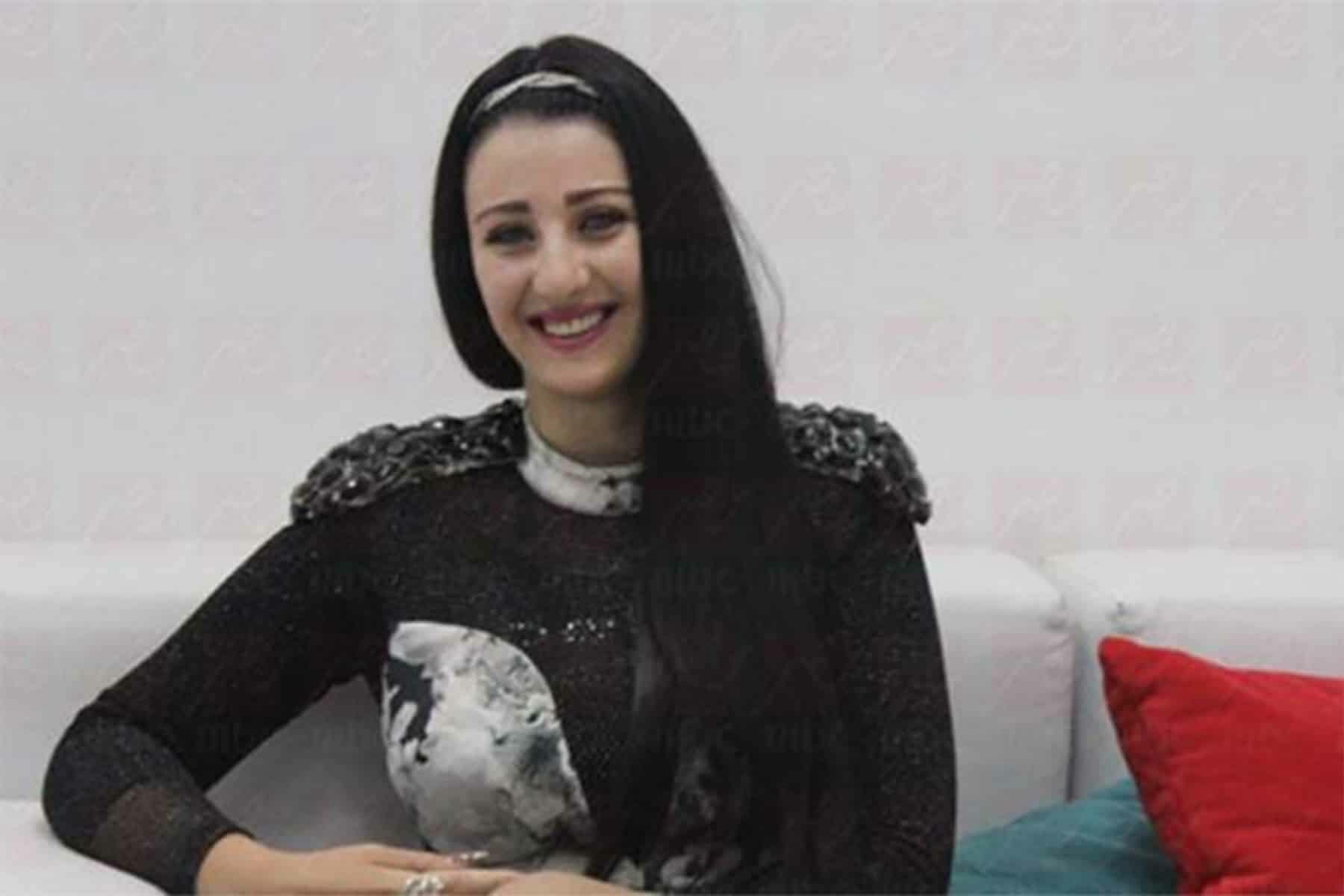 فستان صافيناز الشفاف watanserb.com