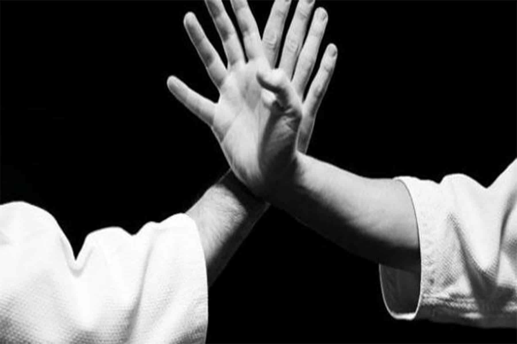 الدفاع عن العرض watanserb.com