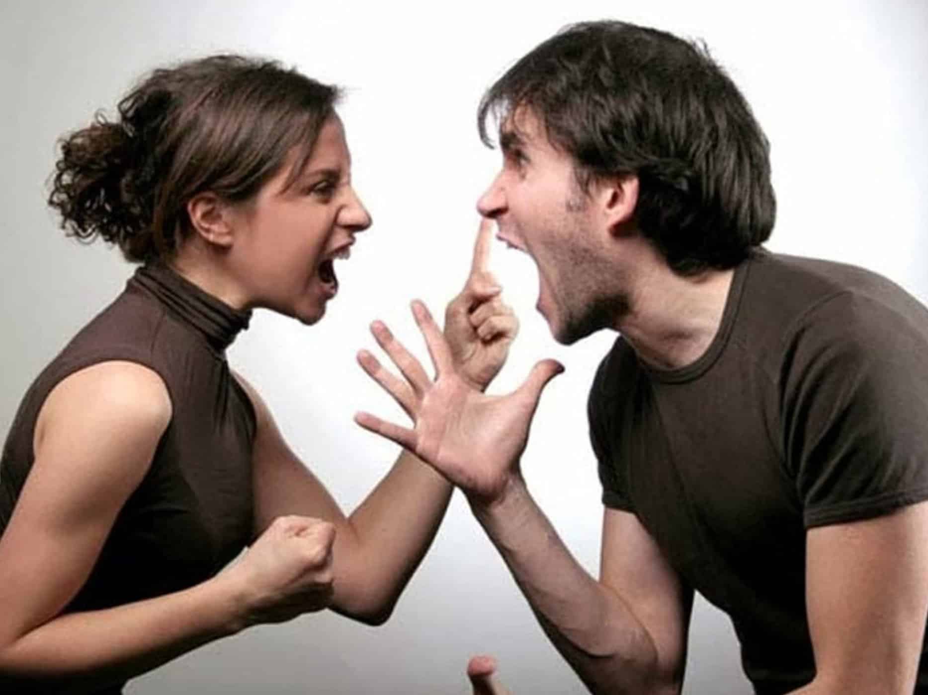 تشيكية تنتحر بصحبة طفلتيها watanserb.com