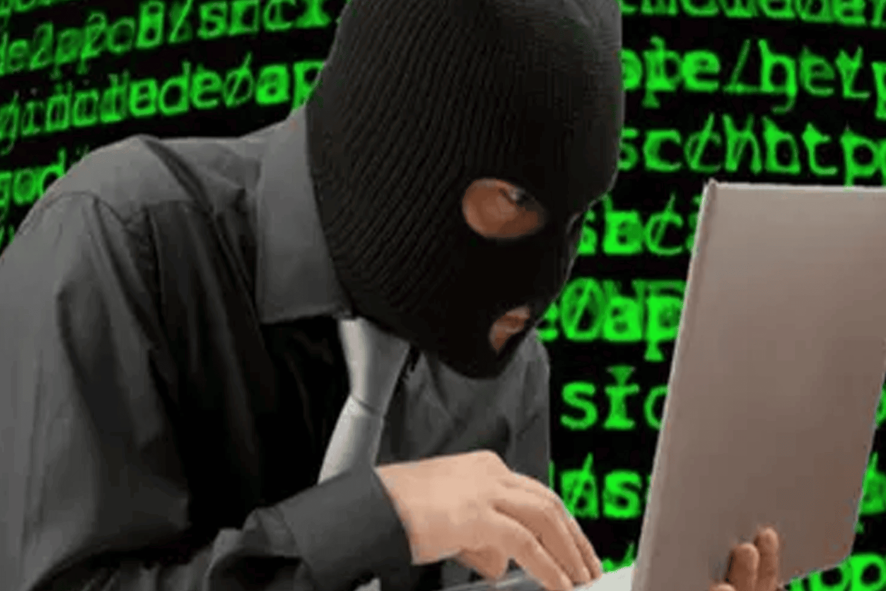 سرقة الملايين بعملية سطو watanserb.com