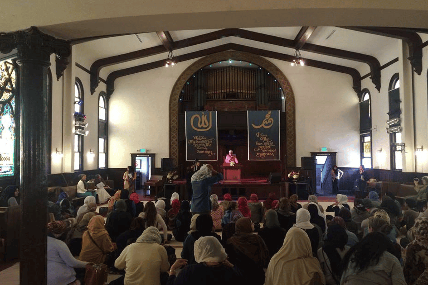 مسجد للنساء بلوس أنجلوس watanserb.com