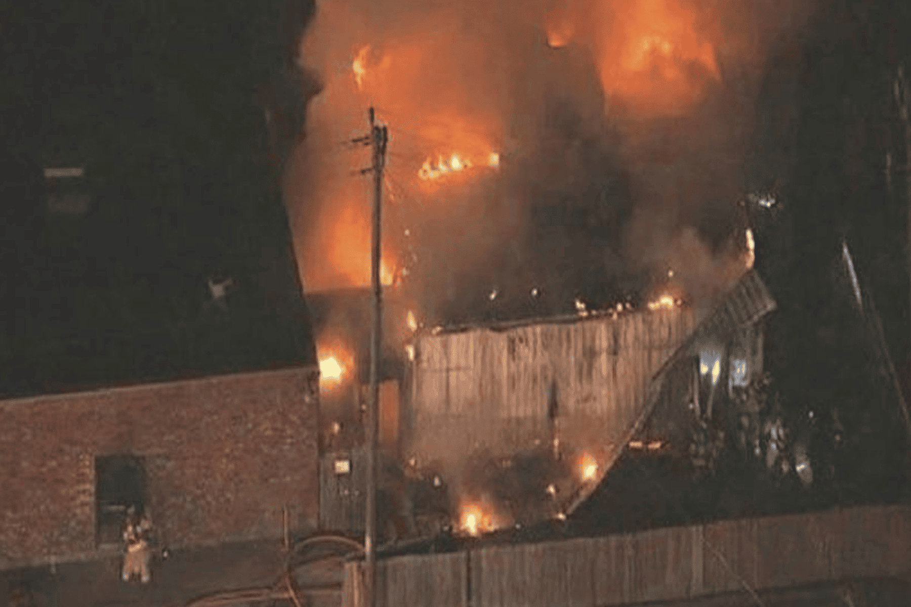 حريق بمعهد إسلامي بتكساس watanserb.com