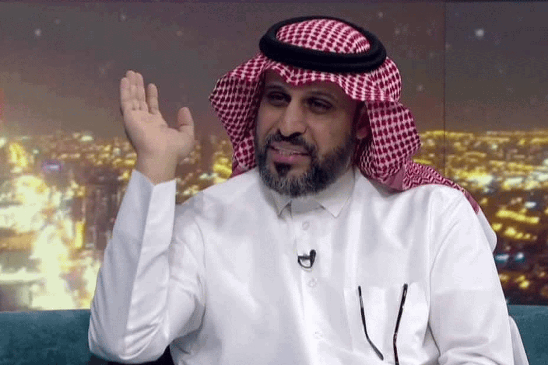 كساب العتيبي والمعارضة watanserb.com