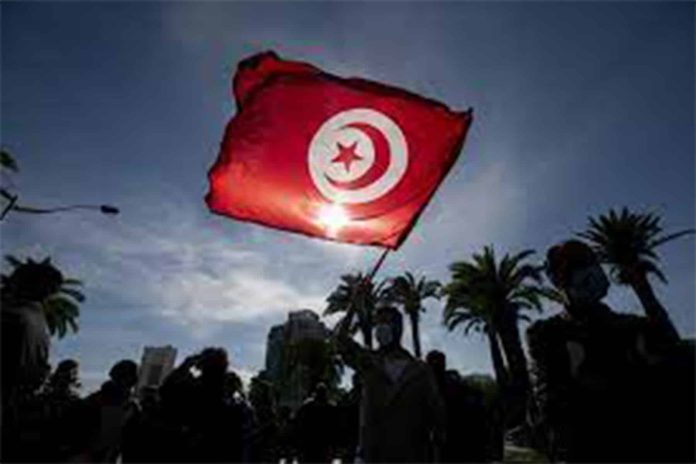محاولة انتحار جماعي في تونس watanserb.com