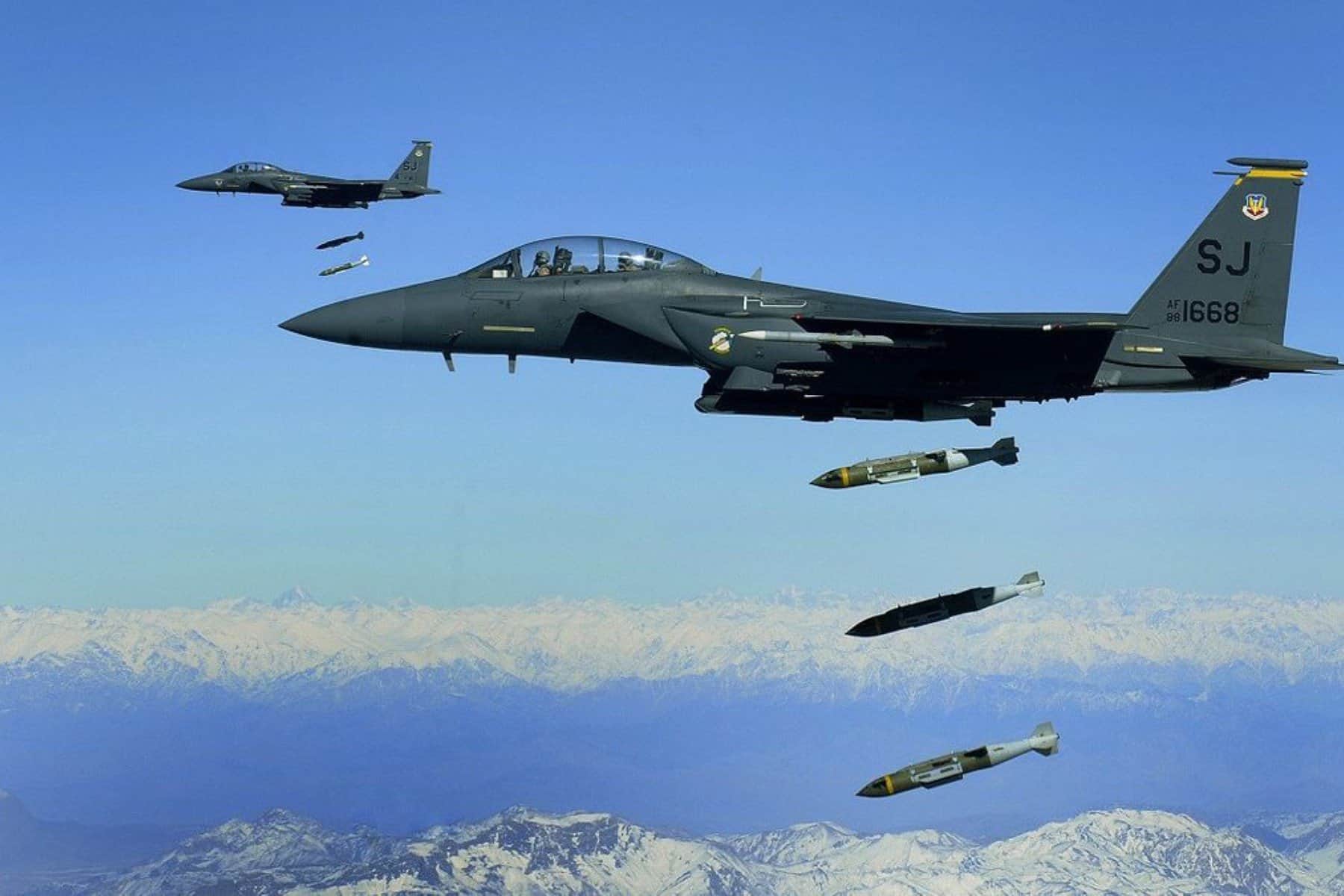 الضربات الجوية watanserb.com