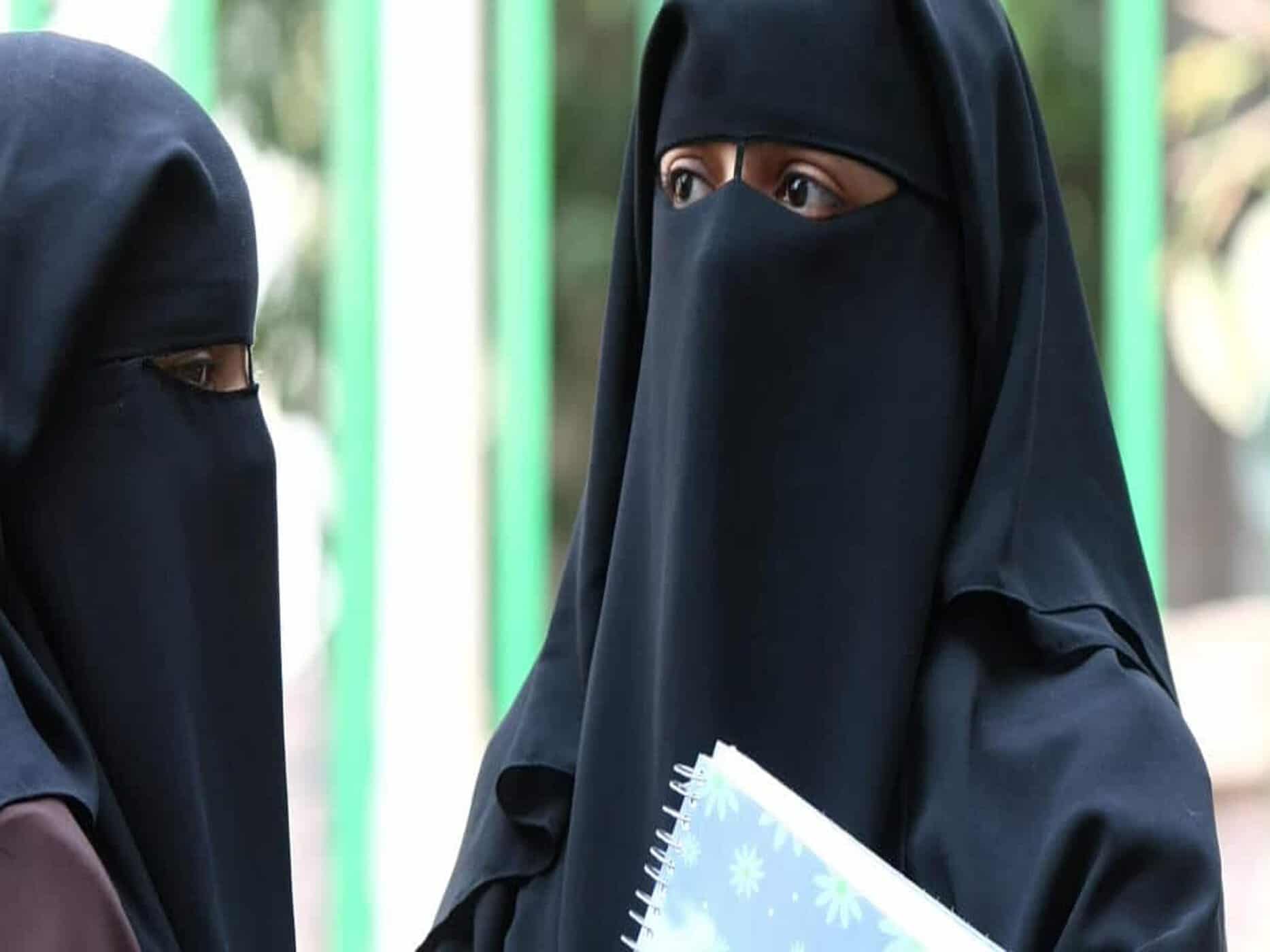 دكتور اغتصب طالبة دراسات عليا watanserb.com