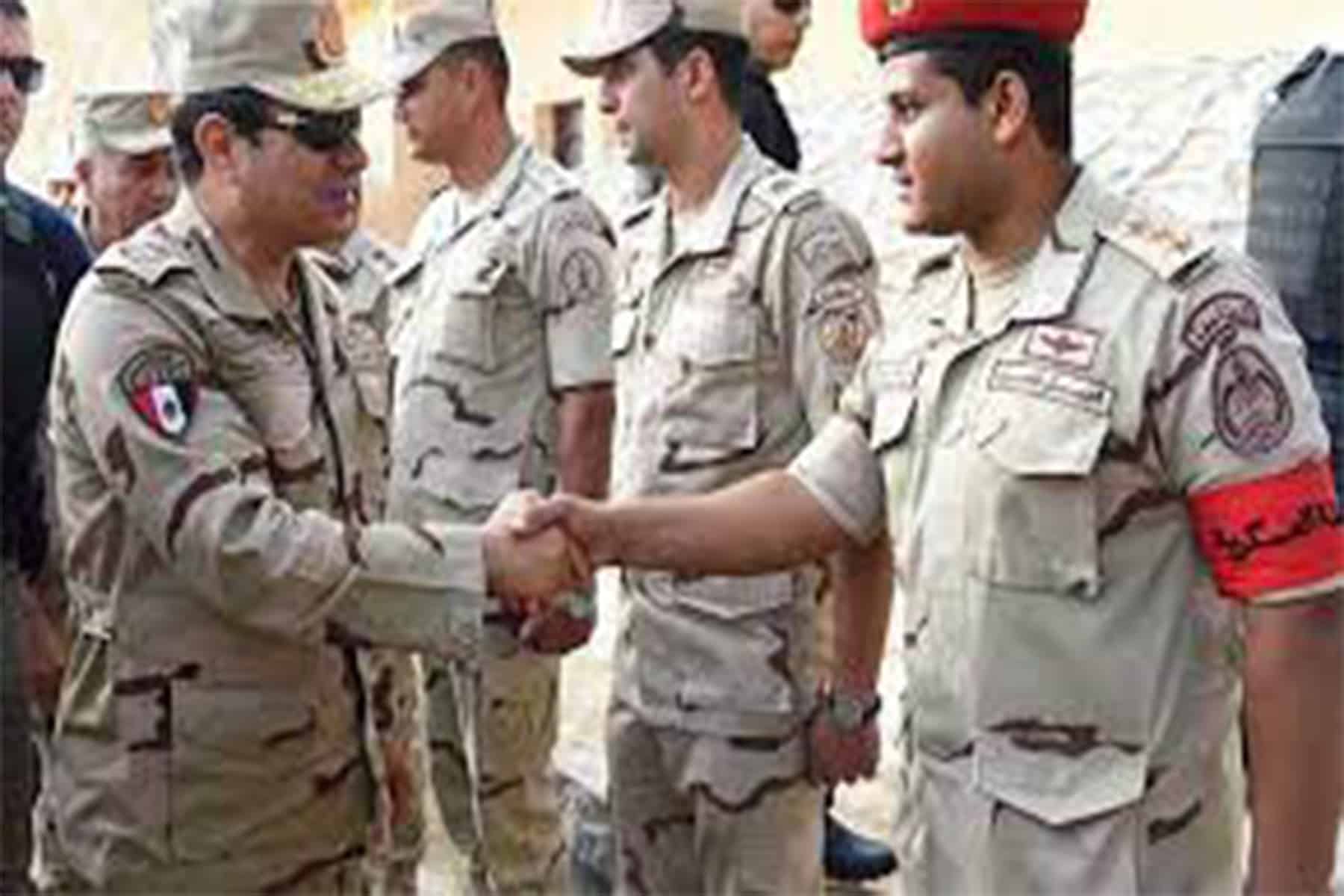 السيسي بالزي العسكري watanserb.com