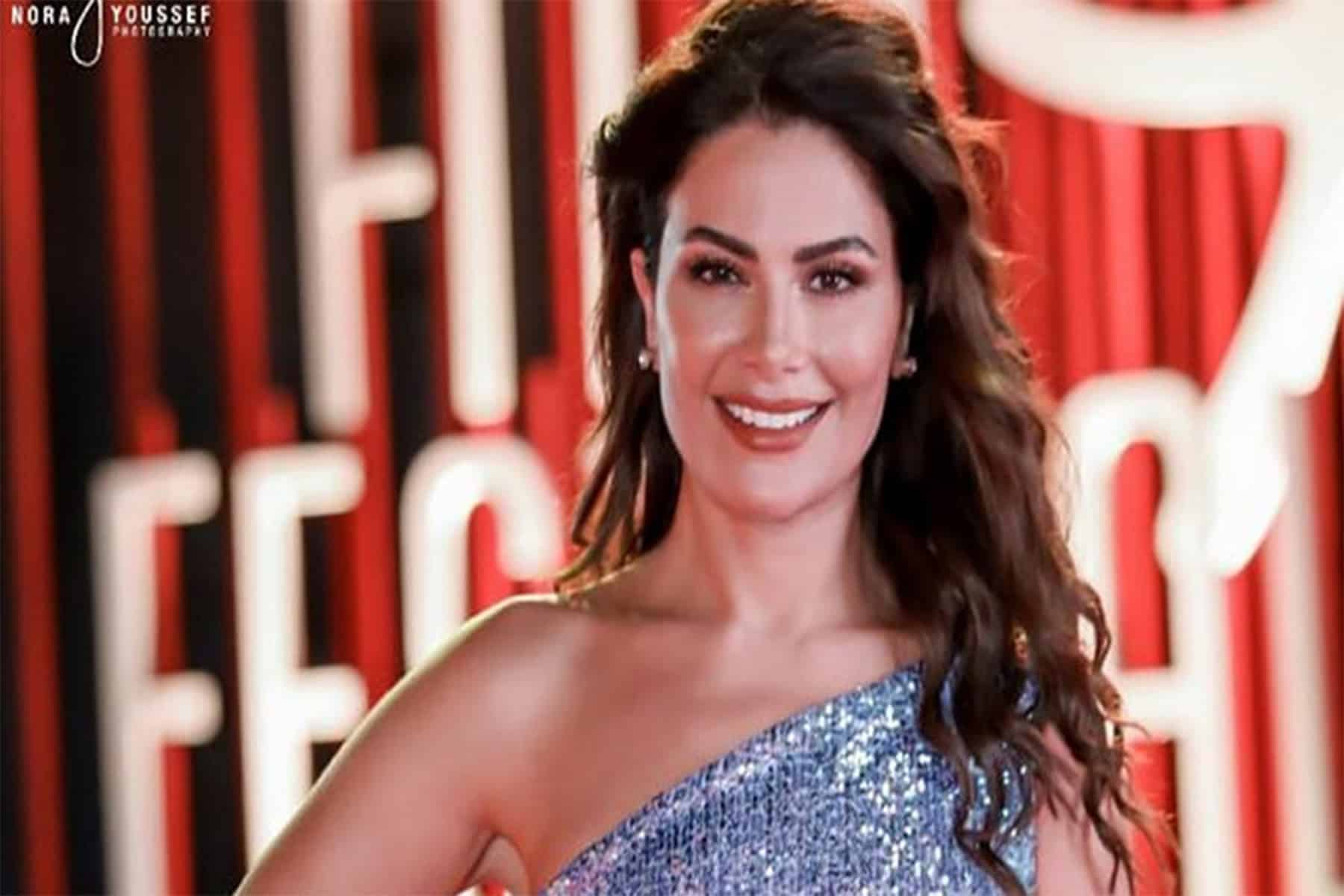 الفنانة صبا مبارك watanserb.com