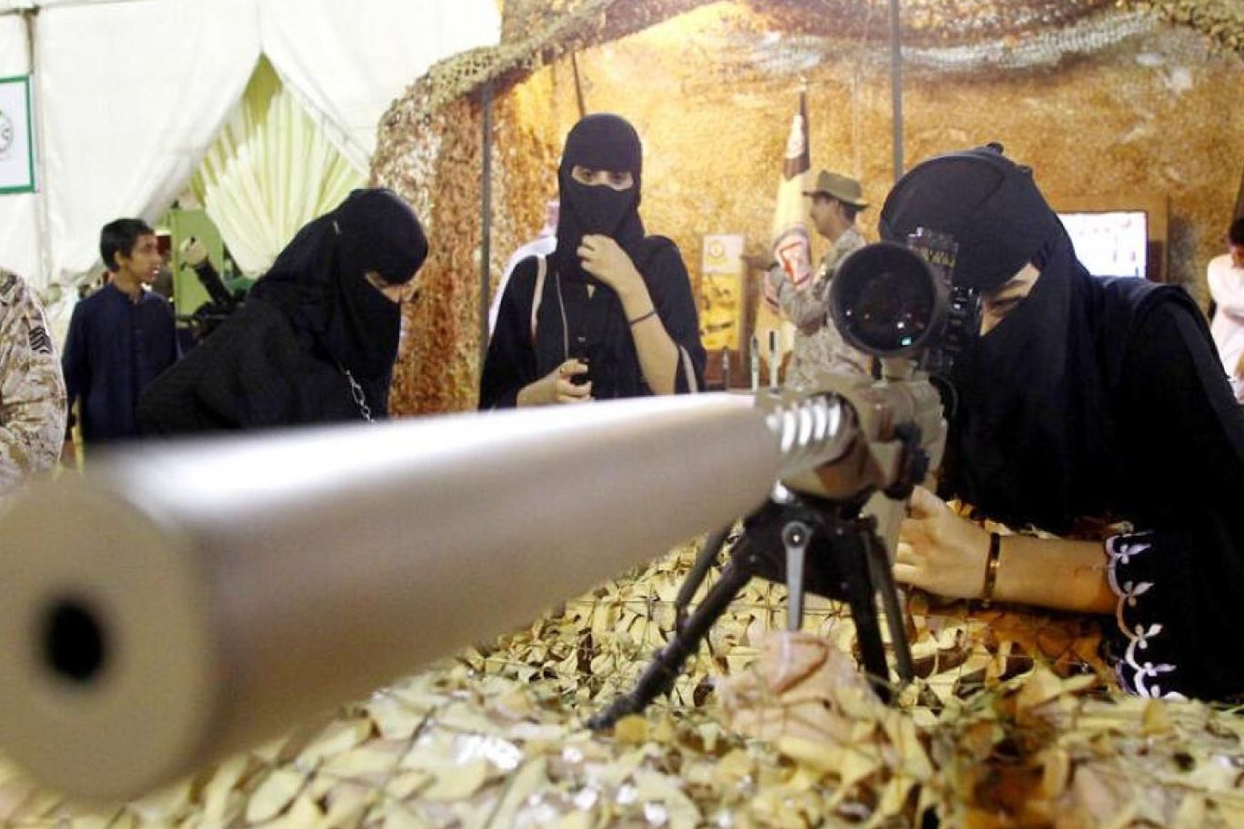 سجون السعودية تدرّب النساء watanserb.com