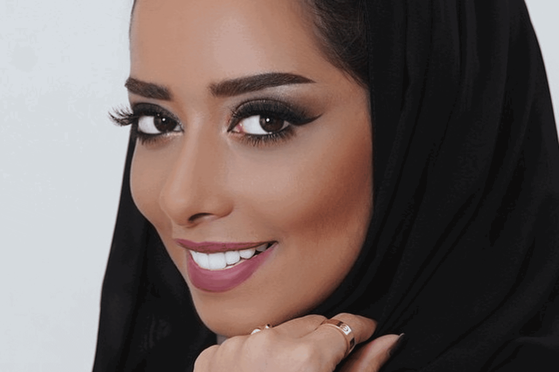 بلقيس والحجاب watanserb.com