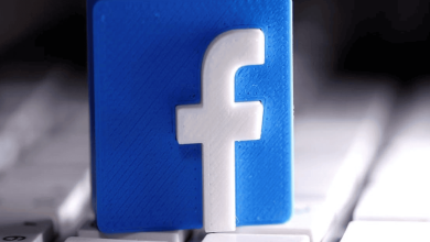 مستخدمو فيس بوك watanserb.com