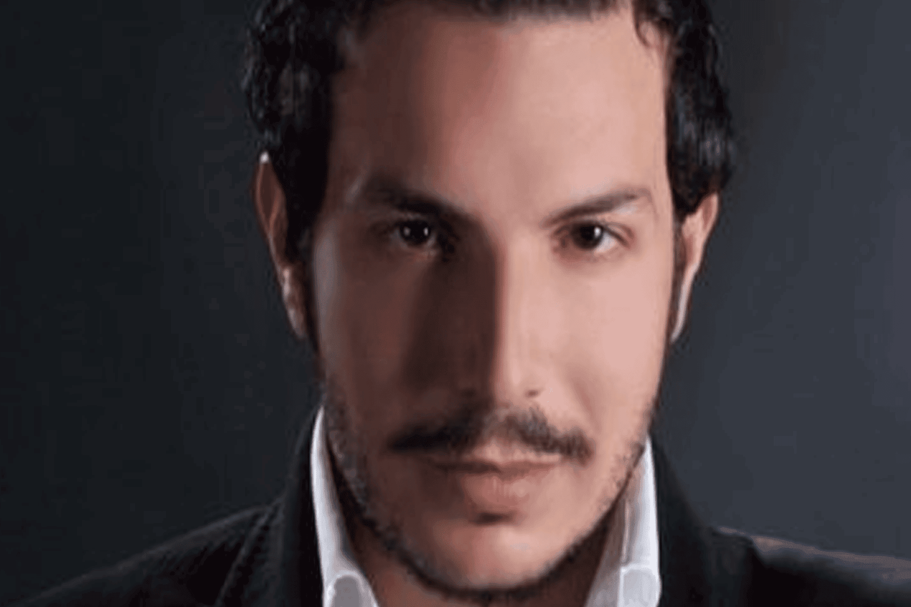 باسل خياط watanserb.com