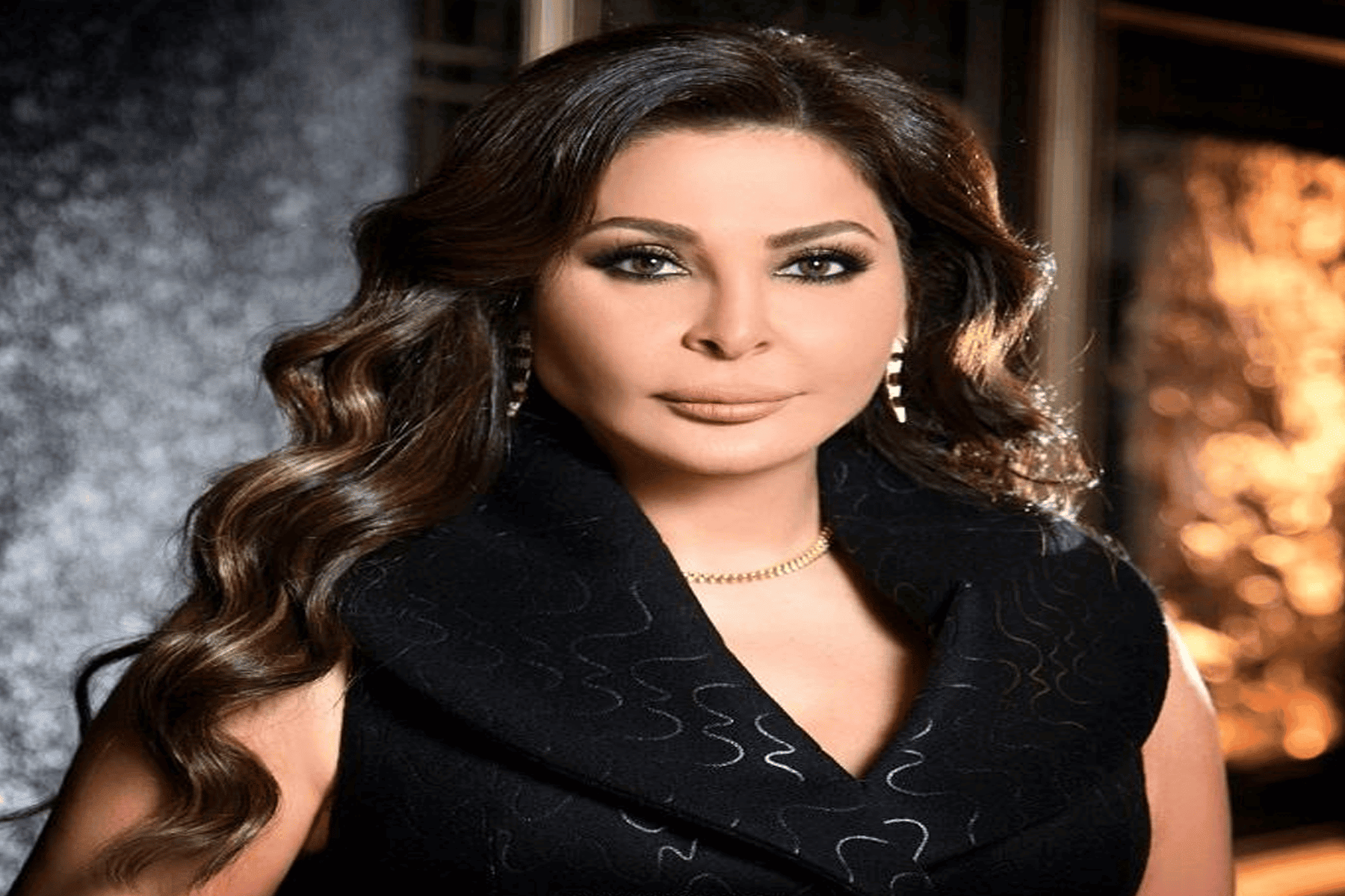 إليسا مع ابنتي شقيقها watanserb.com