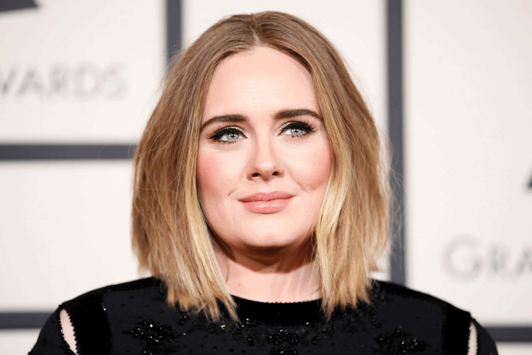 أديل التي دوخت العالم watanserb.com