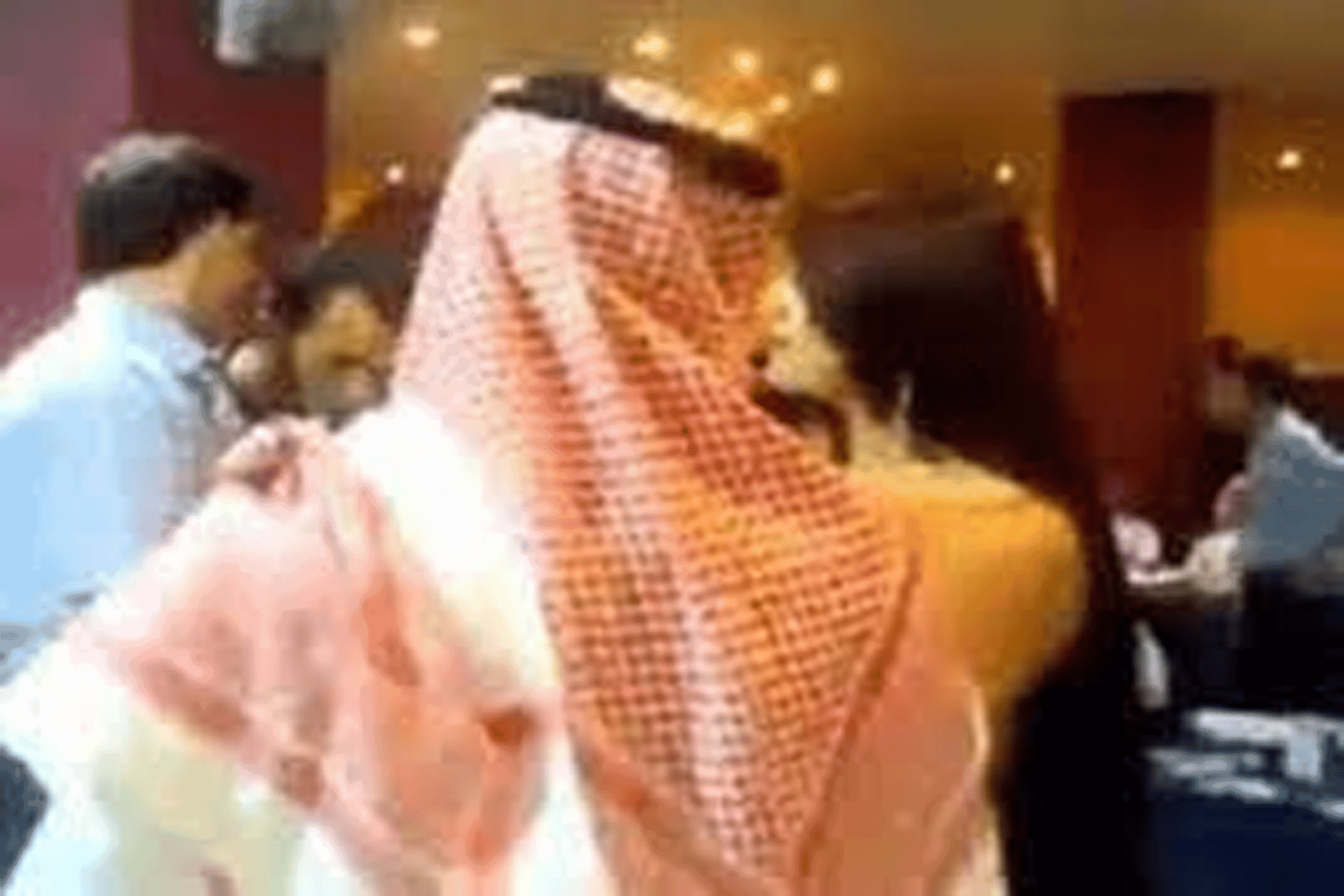 سعودي يدعي المرض watanserb.com
