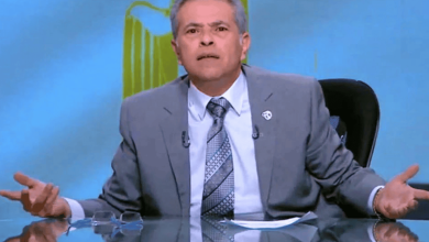 عكاشة يقدم رشوة watanserb.com