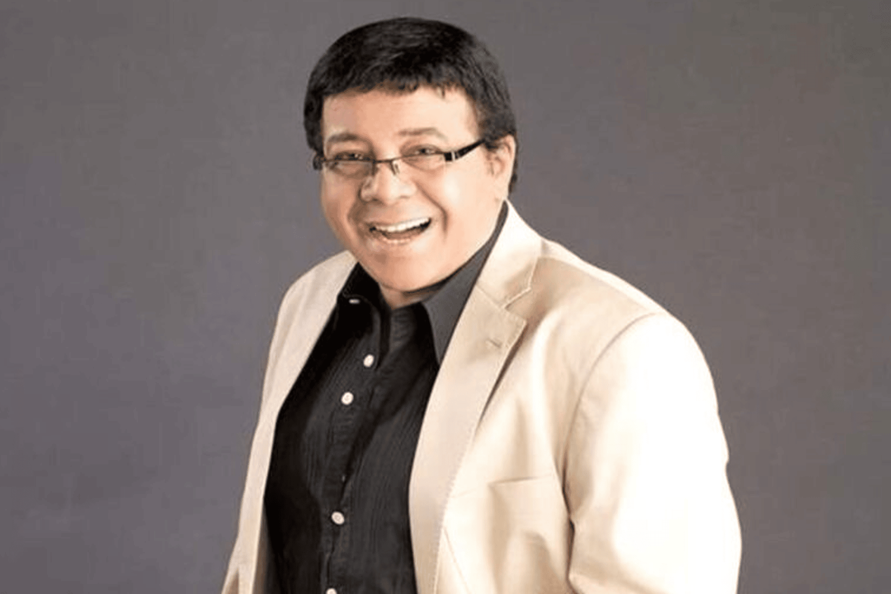 الممثل المصري أحمد آدم watanserb.com