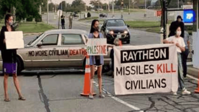 فلسطينية تنجب في الشارع watanserb.com