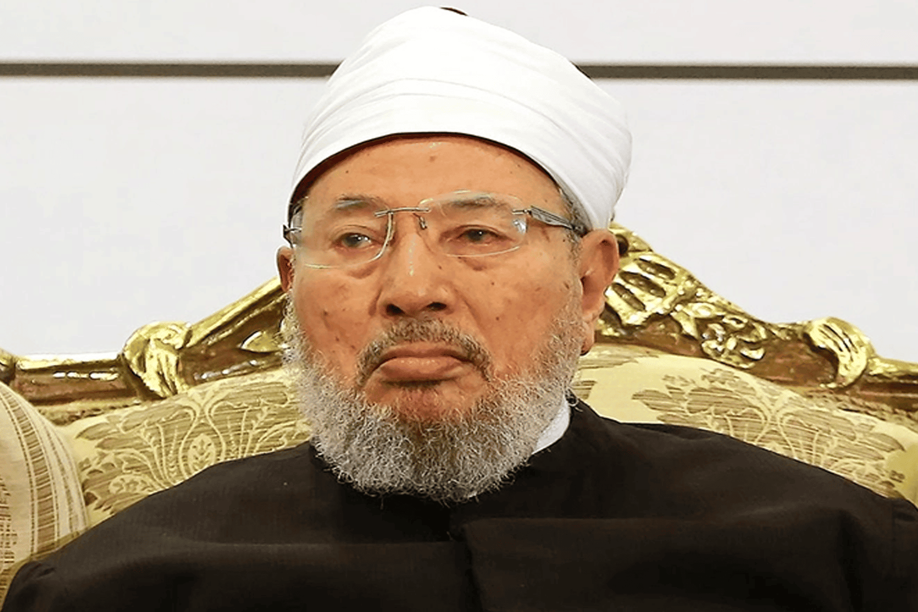 تعليق القرضاوي على أزمة الإخوان watanserb.com