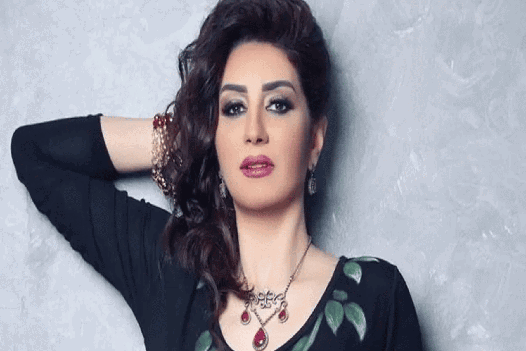 وفاء عامر لجمهورها watanserb.com