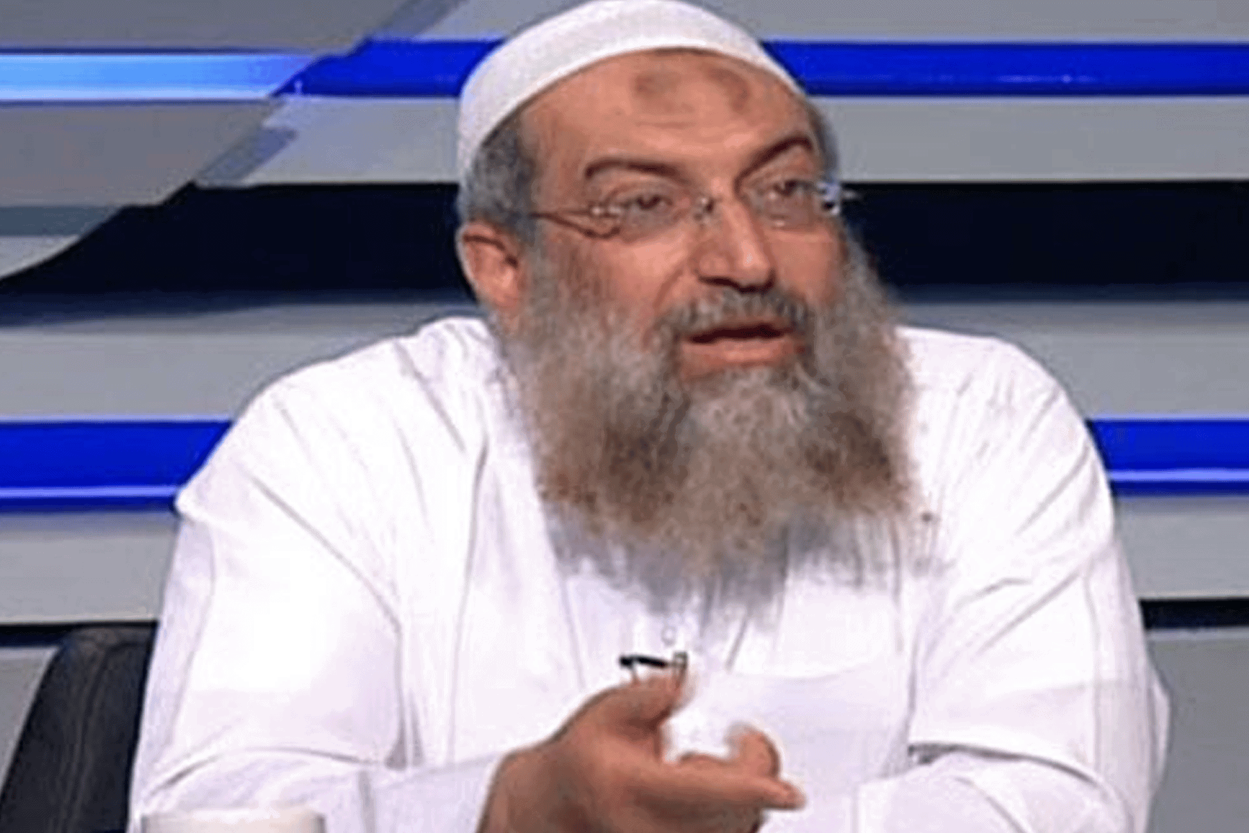 تفاخر السلفي برهامي watanserb.com