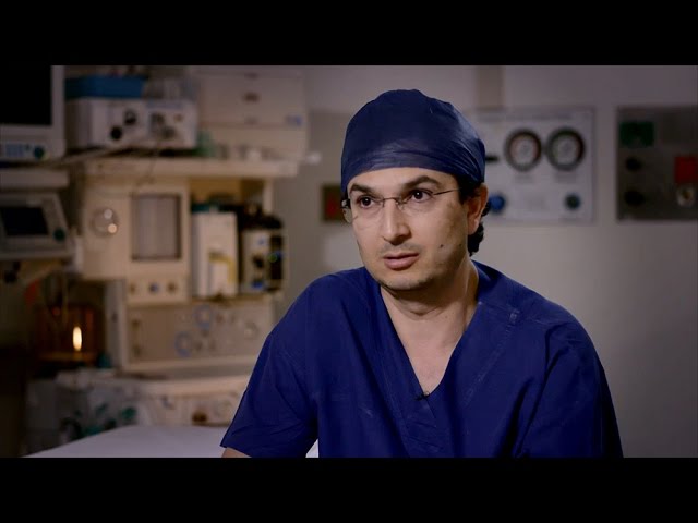 منجد المدرس.. قصة طبيب عراقي