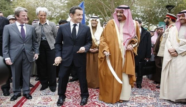 الملك سلمان وساكوزي watanserb.com