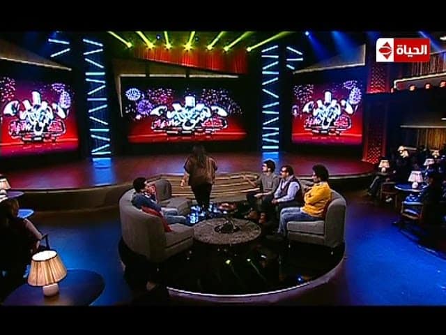 فنانة مصرية تغادر الاستوديو بعد سخرية مقدمي البرنامج من وزنها