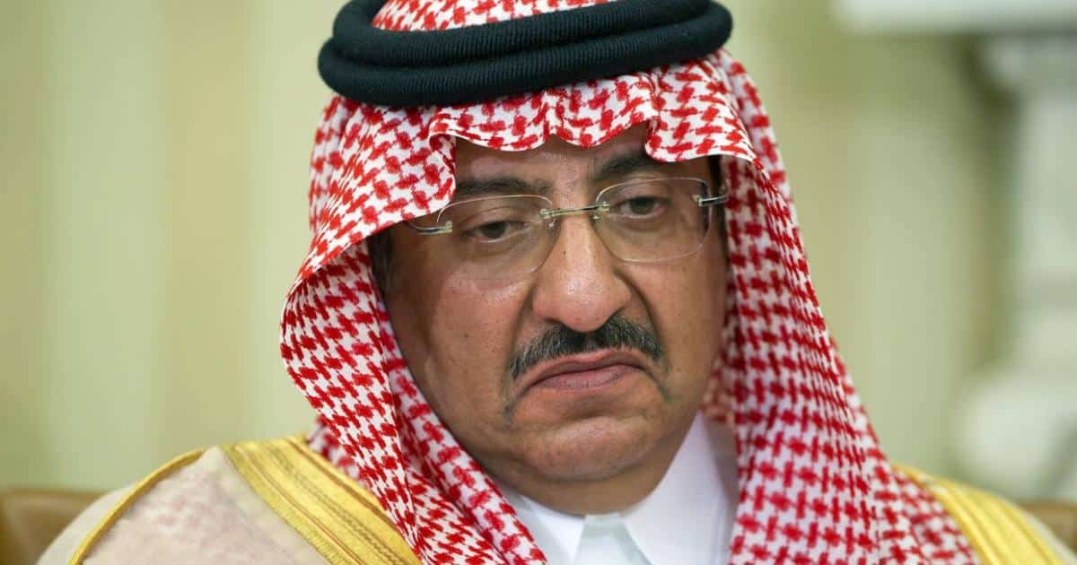 طلبوا منه التوقيع على 20 مليار دولار ضباط إماراتيين يحققون مع محمد بن نايف وهذا ما يجري في الرياض وطن يغرد خارج السرب