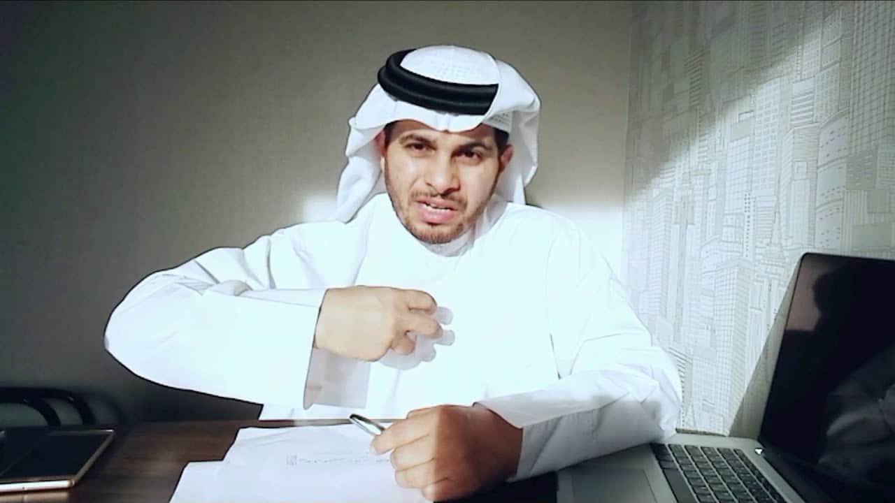 المعارض الإماراتي المعروف “جاسم راشد الشامسي”