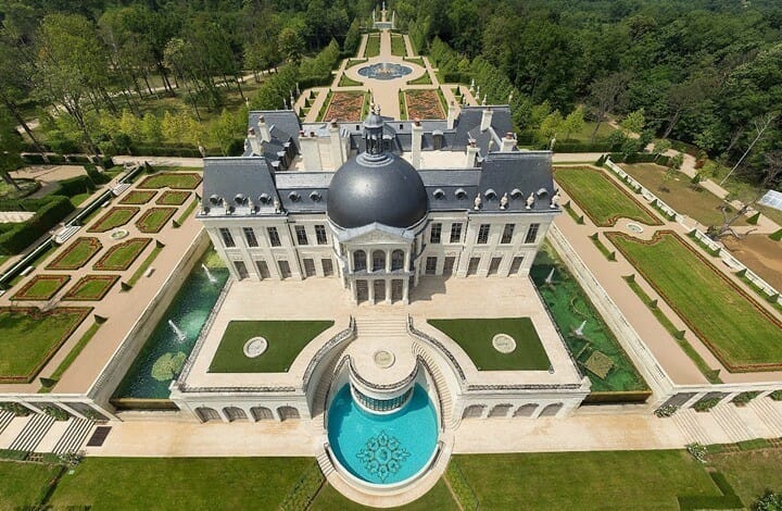قصر لويس الرابع عشر watanserb.com