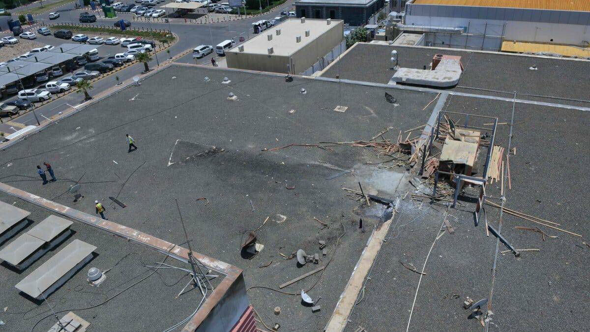 استهداف مطار أبها watanserb.com