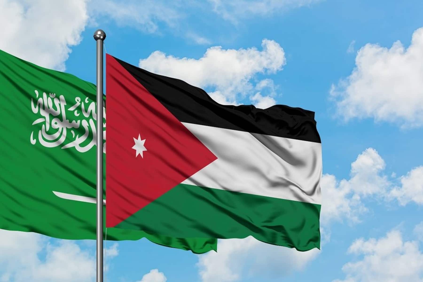 عمان والرياض watanserb.com