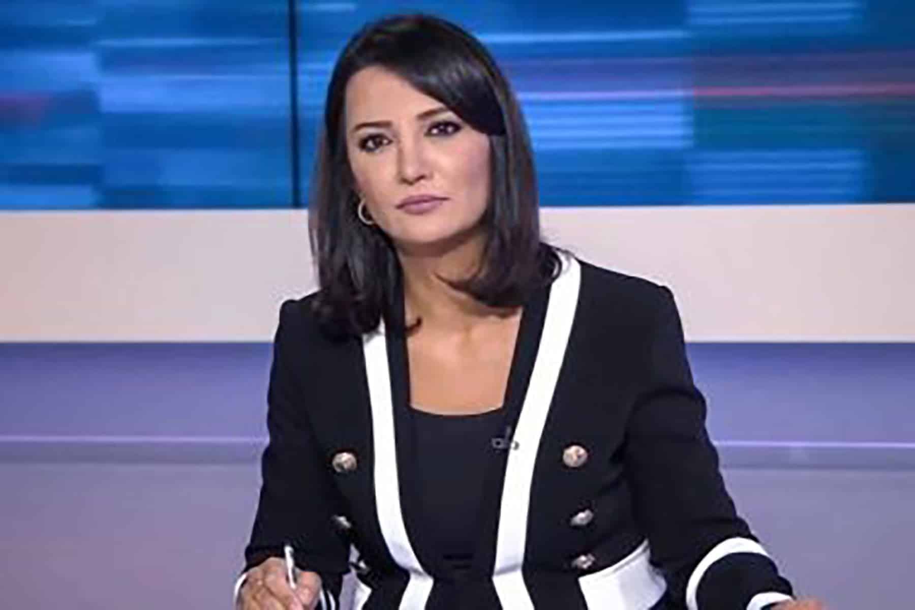 غادة عويس وعرضها watanserb.com