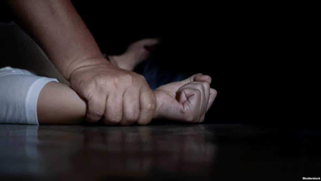طفل جزائري ادّعى تعرضه للإغتصاب داخل مركز شرطة بعد اعتقاله خلال مسيرة للحراك watanserb.com