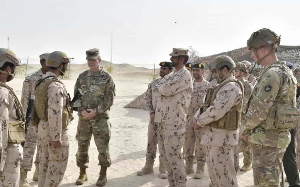 الإماراتيين العسكريين watanserb.com