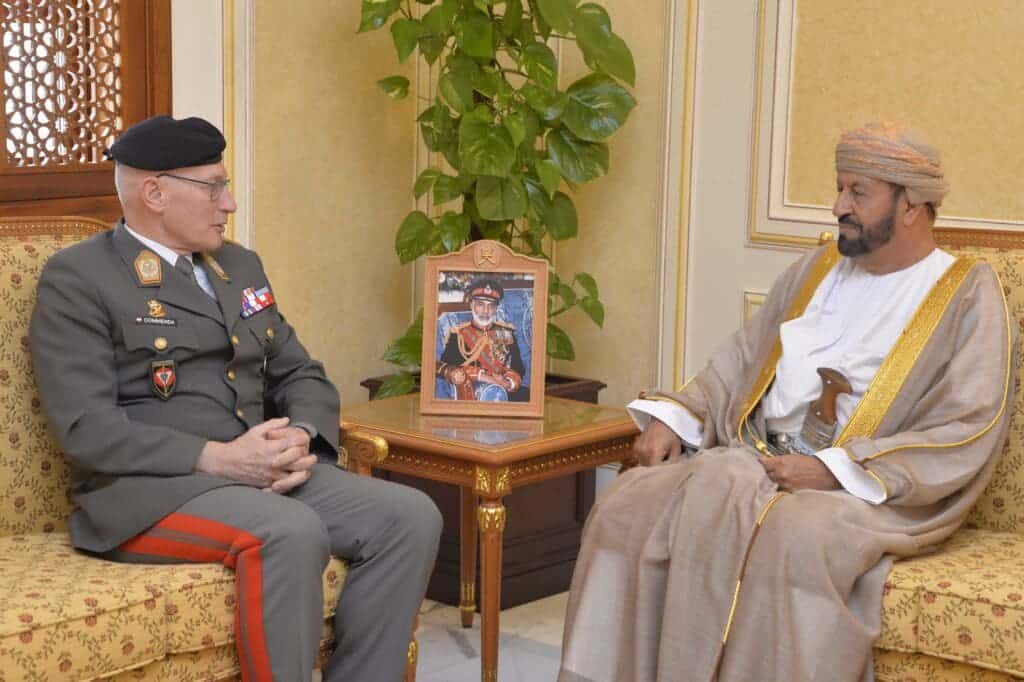 بدر بن سعود و نيكولاس كارتر watanserb.com